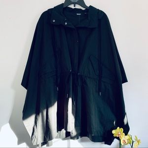 Simply Vera Cape Jacket